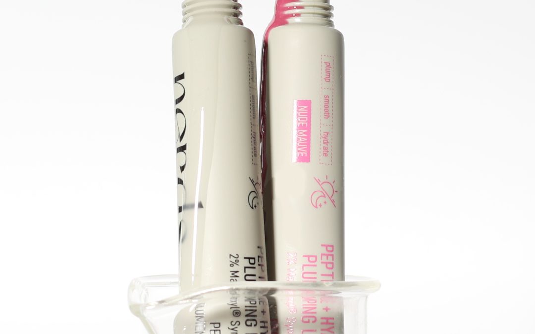 Smart-aging for the Lips: Peptide + Hyaluronic Acid Plumping Lip Treatment